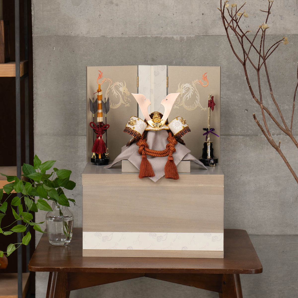 五月人形 葵収納飾り グレー 朱 7号 清秀作 白檀