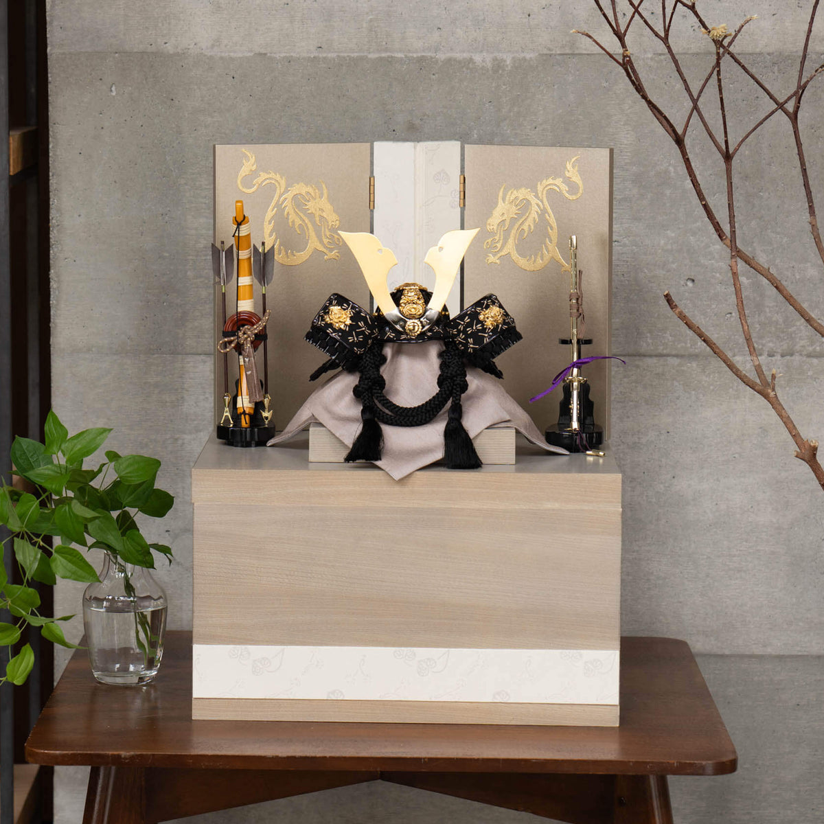 五月人形 葵収納飾り グレー 金 7号 清秀作 黒