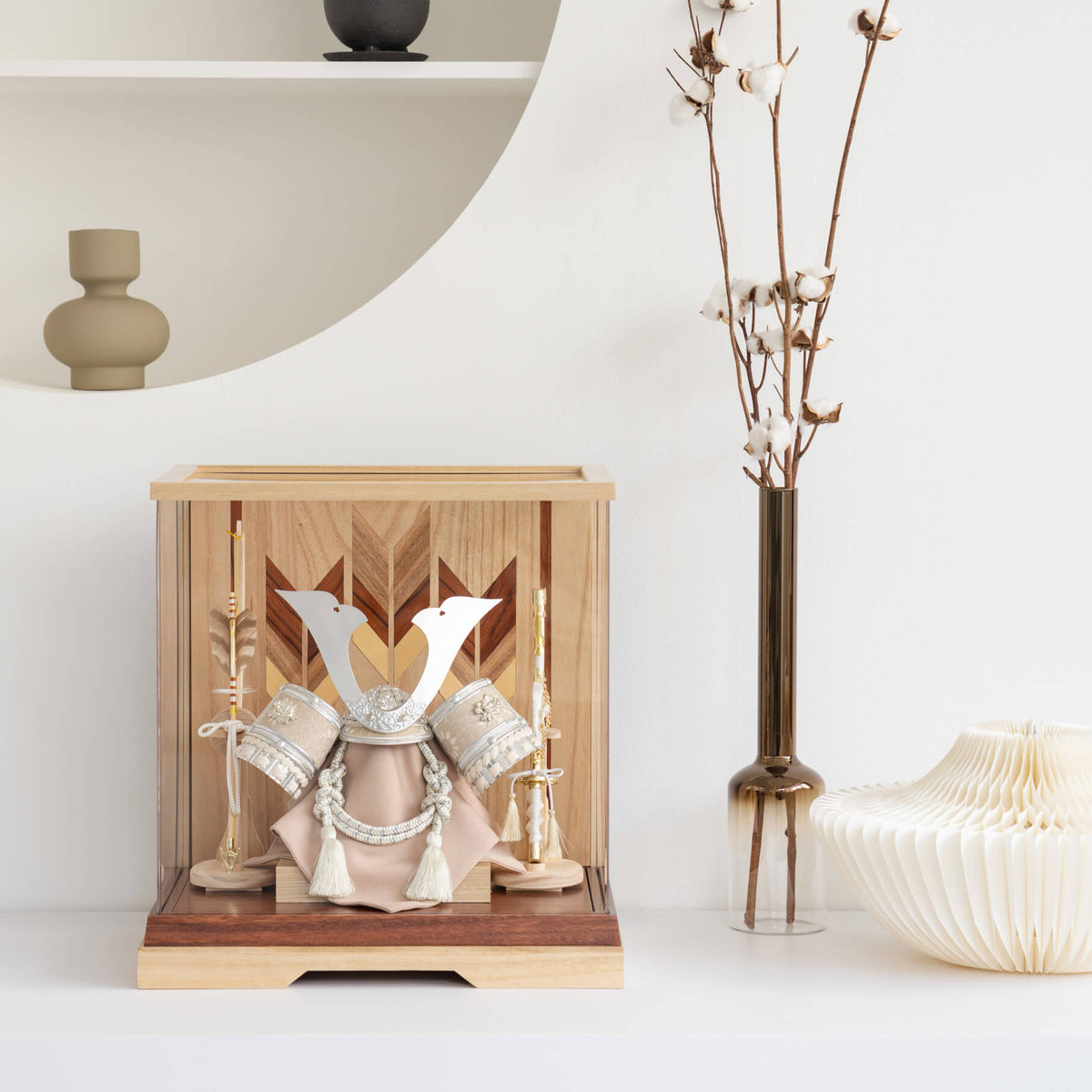 五月人形 兜ケース 正宗 8号 清秀作 シルバー