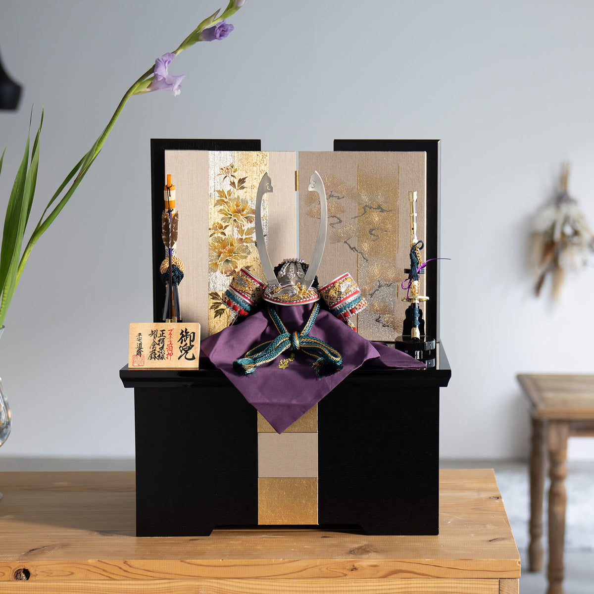 五月人形 わかば収納飾り 黒 7号 雄山作 白光