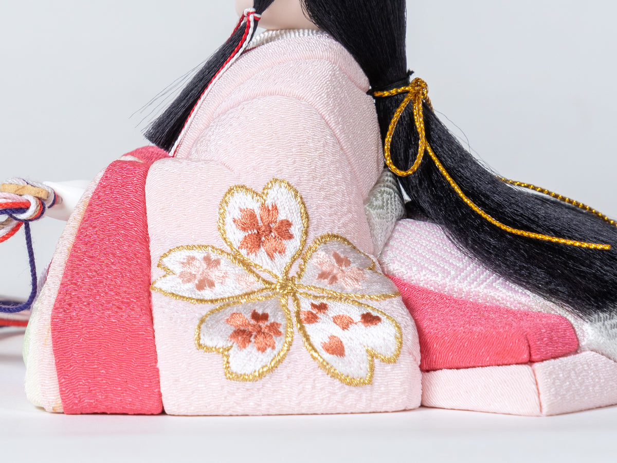 雛人形 瑠花 木目込み 平飾り 藤桜刺繍 一秀
