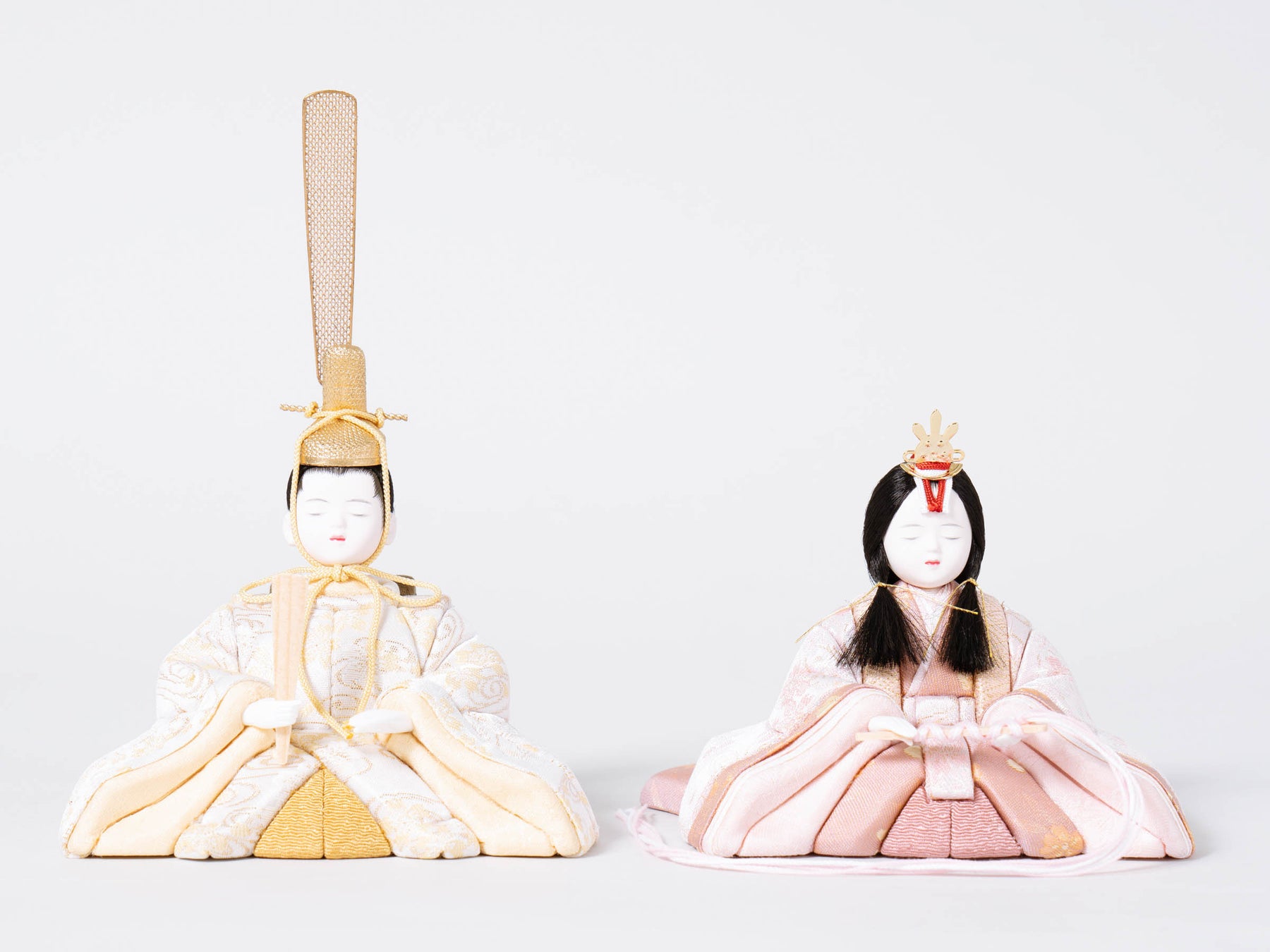 雛人形 瑠花平飾り 一秀 ゴールド