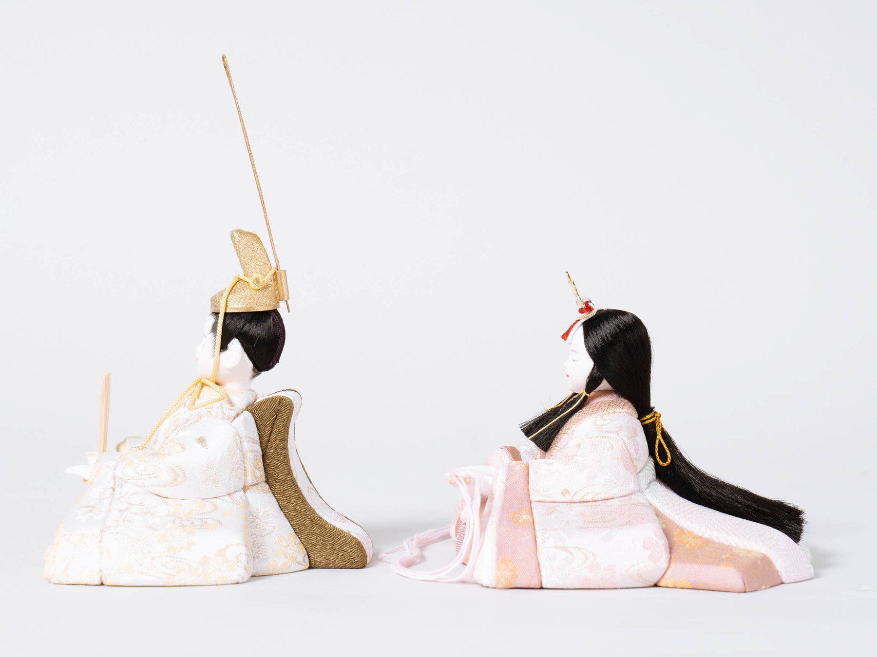 雛人形 瑠花平飾り 一秀 ゴールド