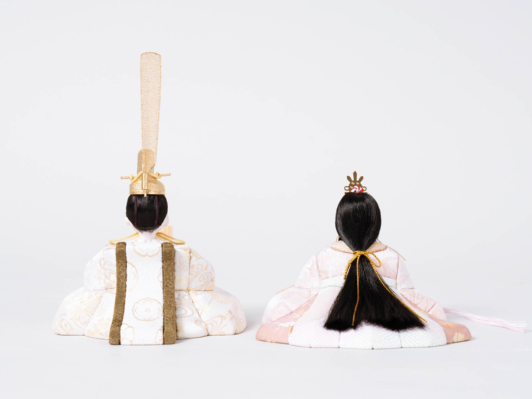 雛人形 瑠花平飾り 一秀 ゴールド