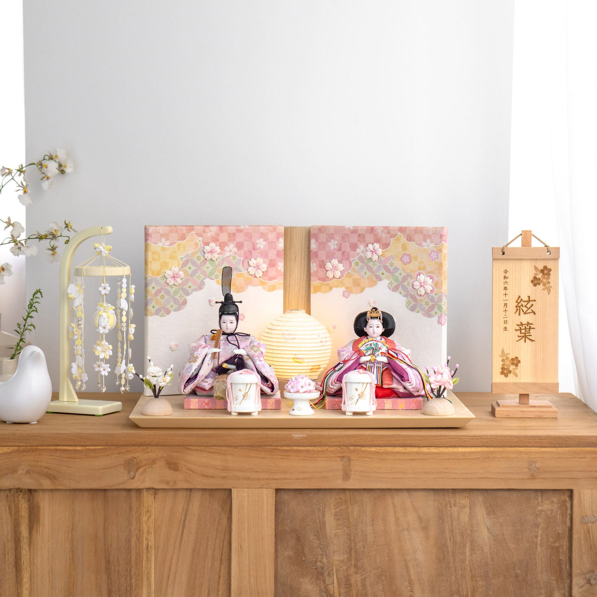 雛人形 瑠花平飾り 吉徳大光 桃色