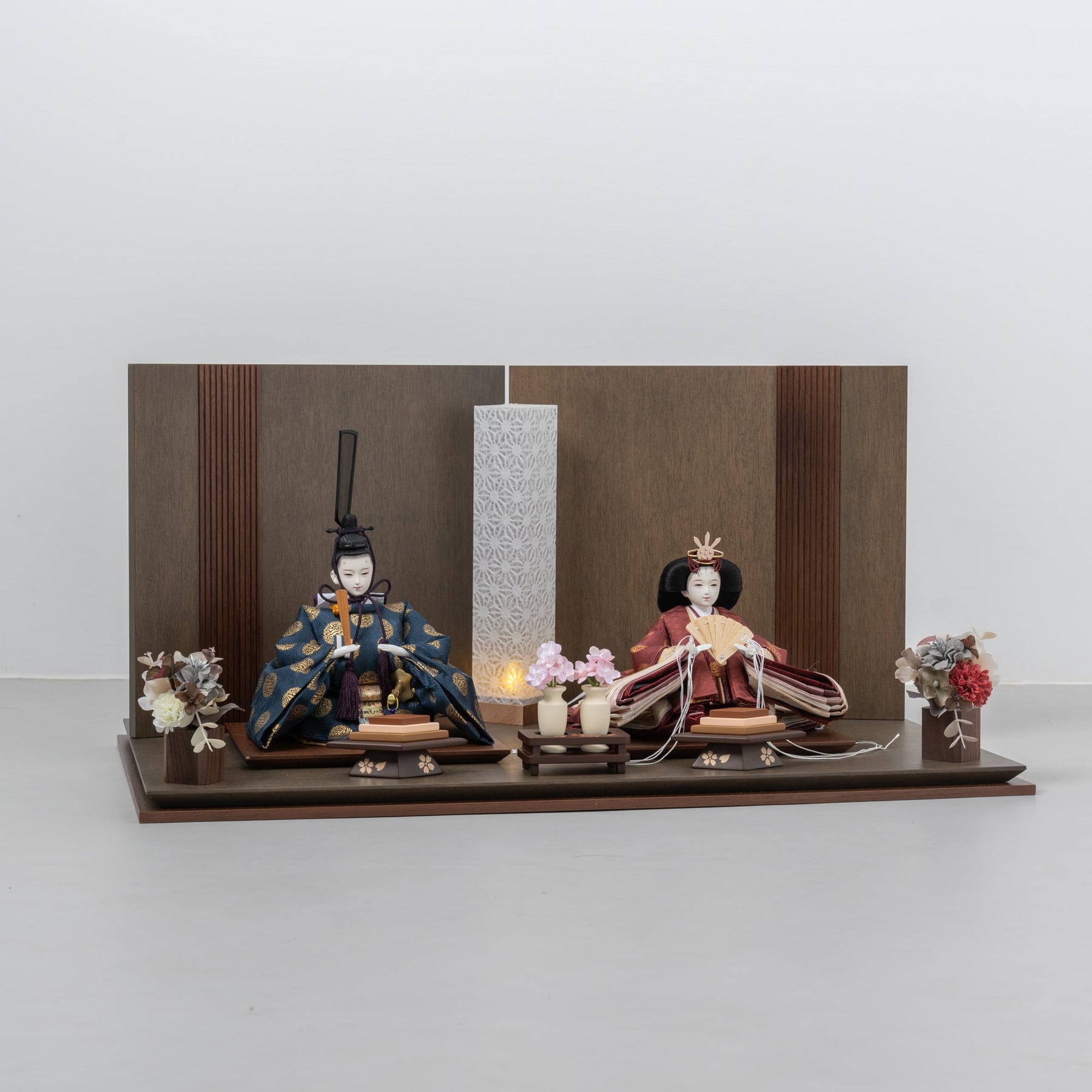 雛人形 凪彩平飾り グレー 平安道翠 正絹有職文様