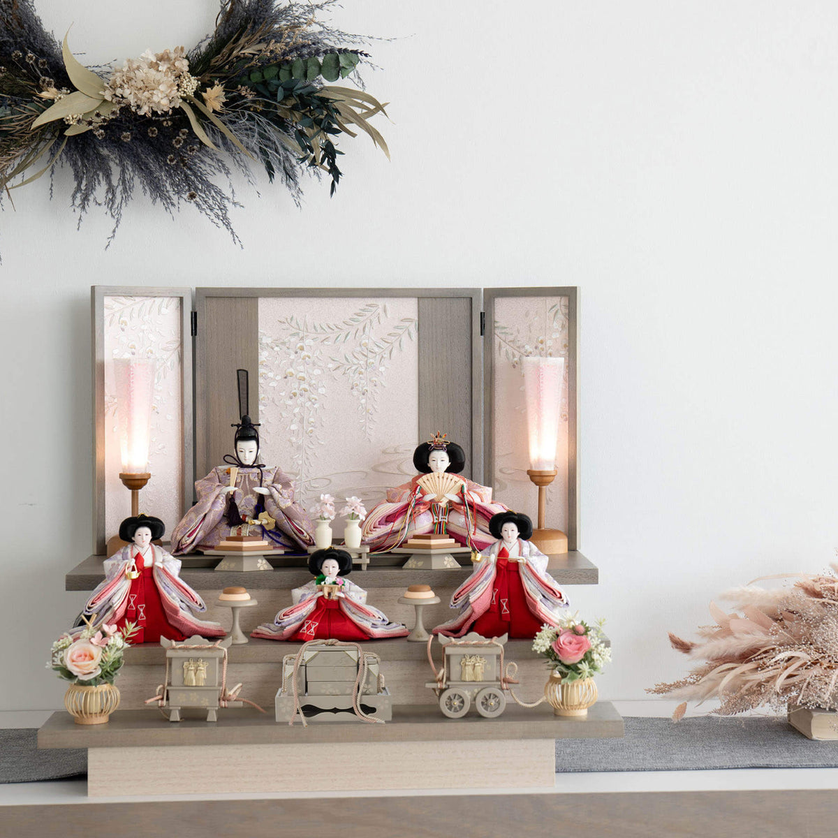 雛人形 弥音三段飾り ライトグレー/アイボリー