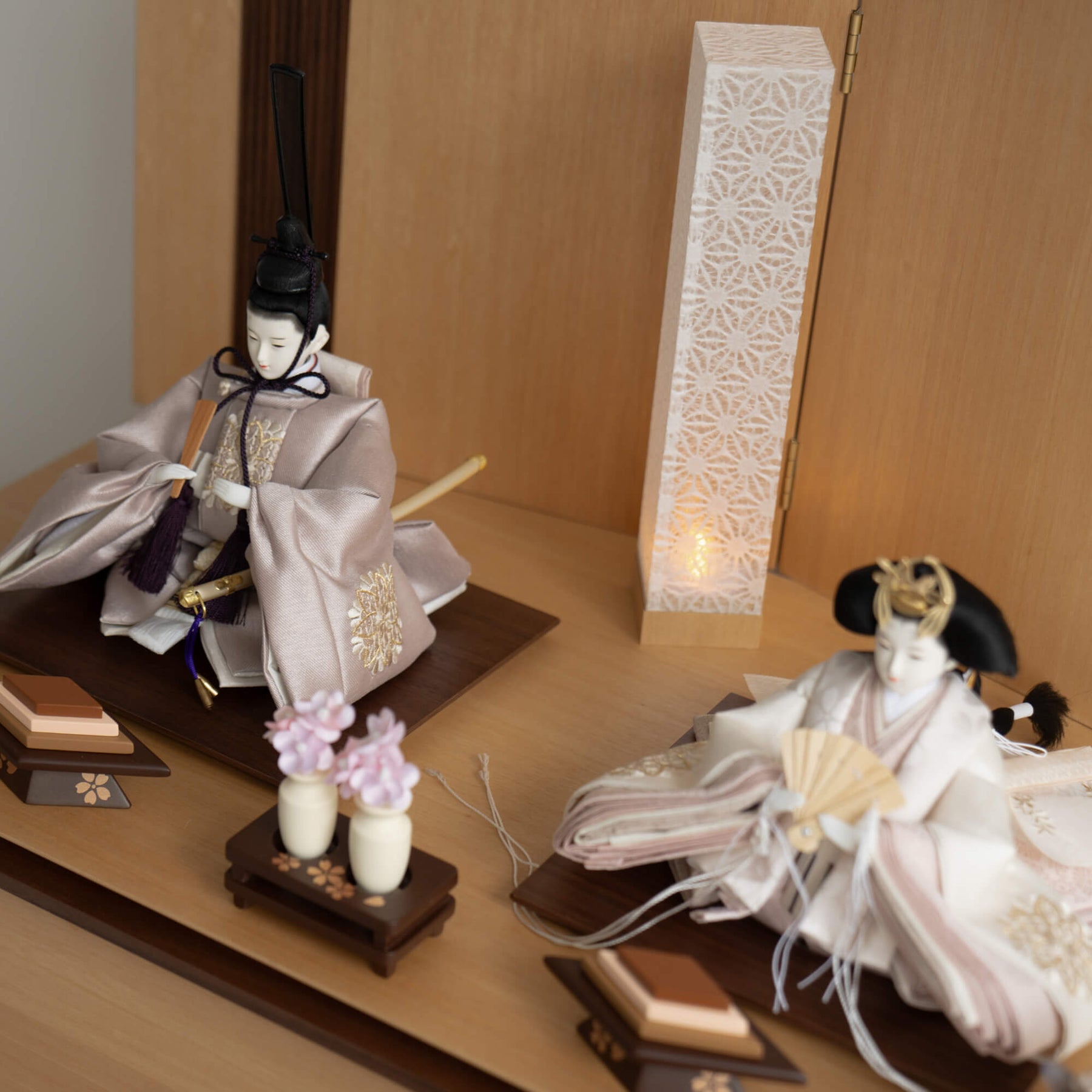 雛人形 凪彩収納飾り ナチュラル 平安道翠ライトグレー刺繍
