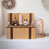 雛人形 凪彩収納飾り ナチュラル 平安道翠 ブラウン鶴花刺繍