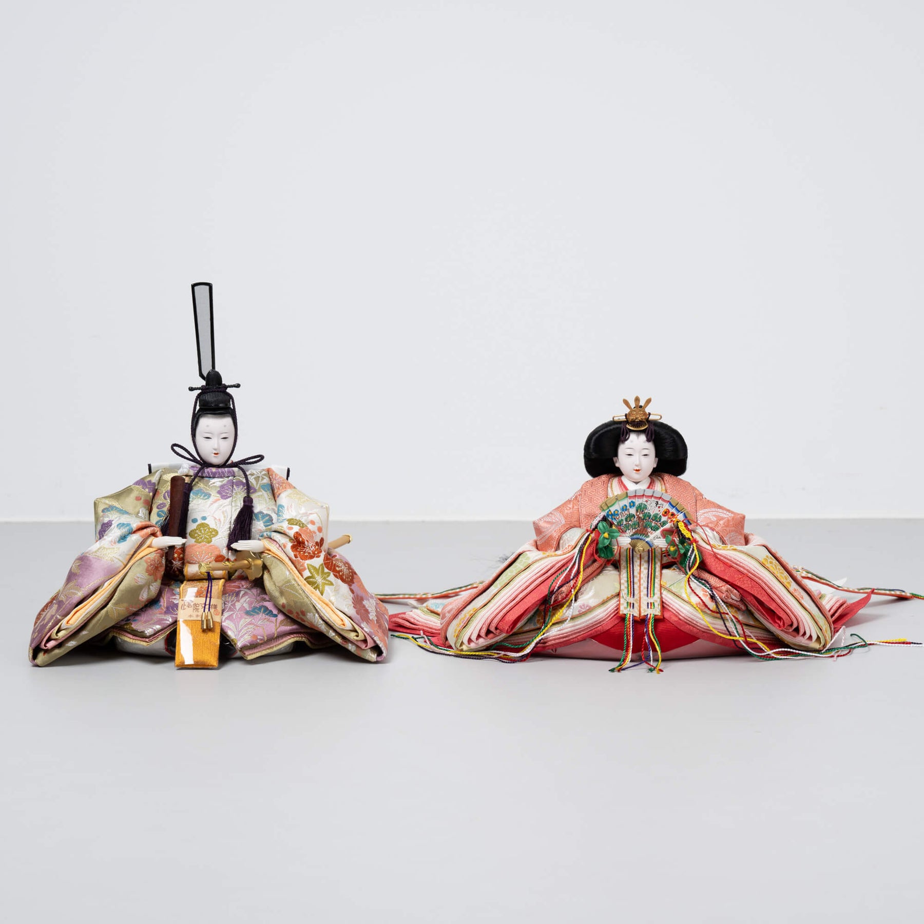 雛人形 凛皇平飾り 木目茶 吉徳大光 正絹西陣織 〆切染