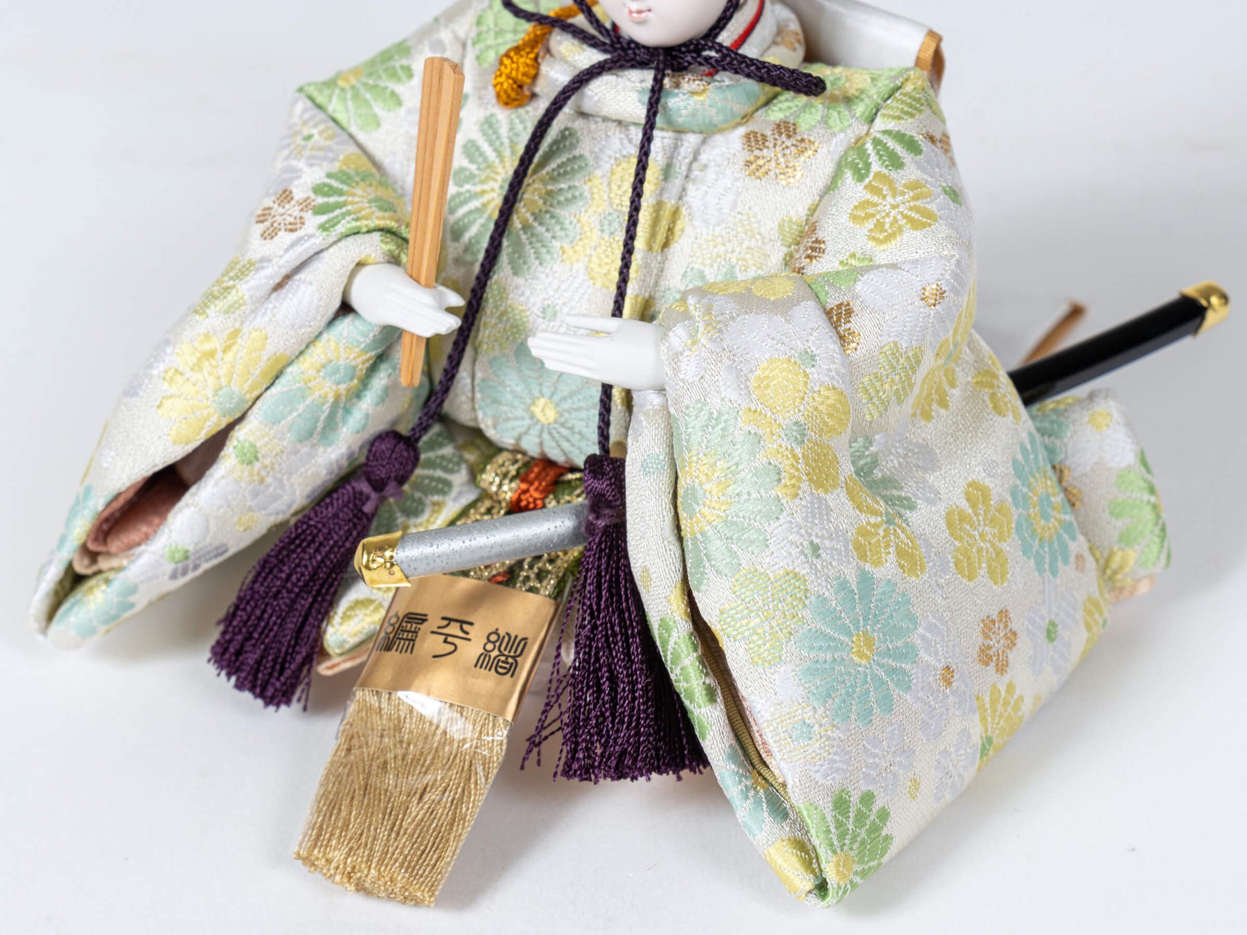 雛人形 胡白収納飾り 白 若菜色