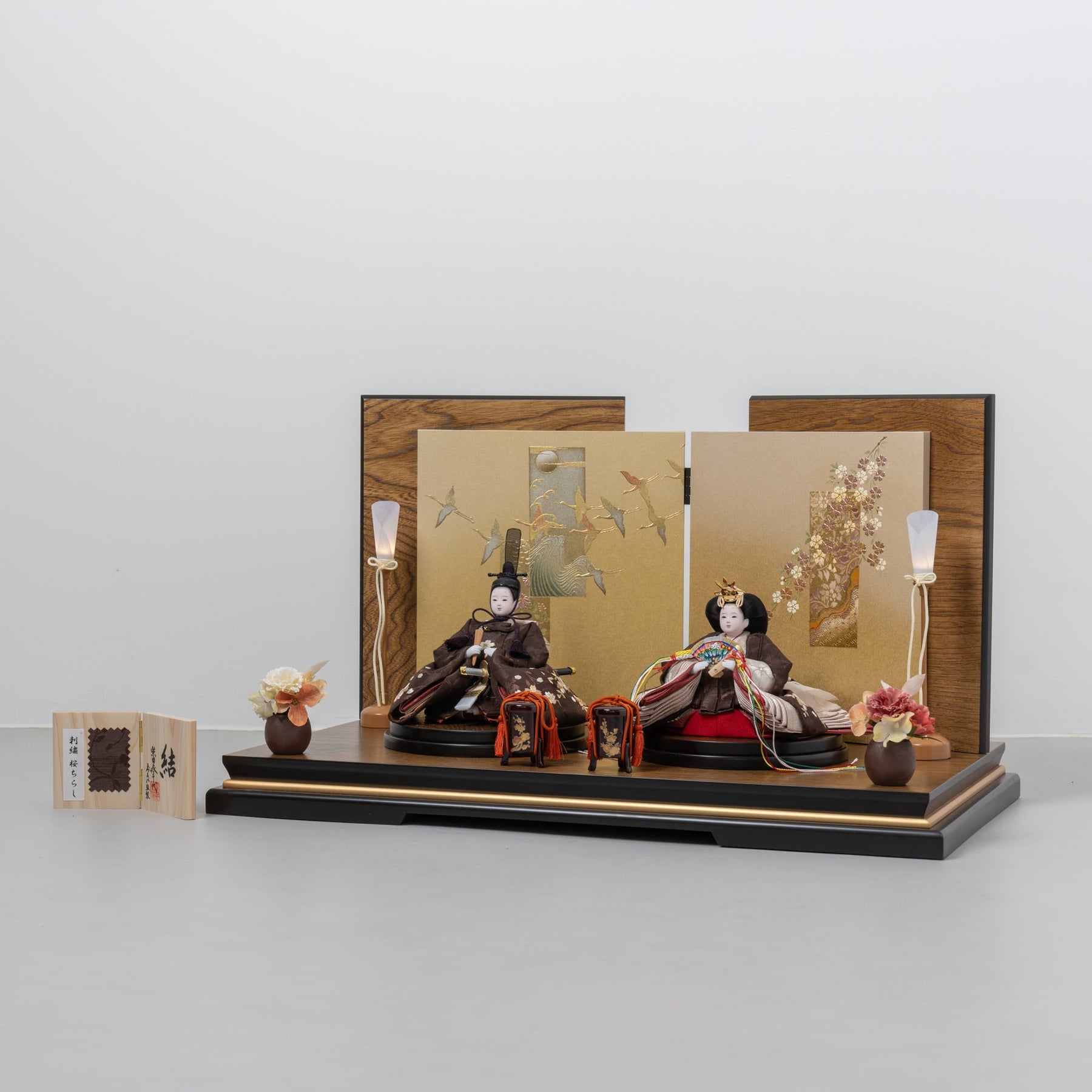 雛人形 わかば平飾り 木目茶 柴田家千代82I