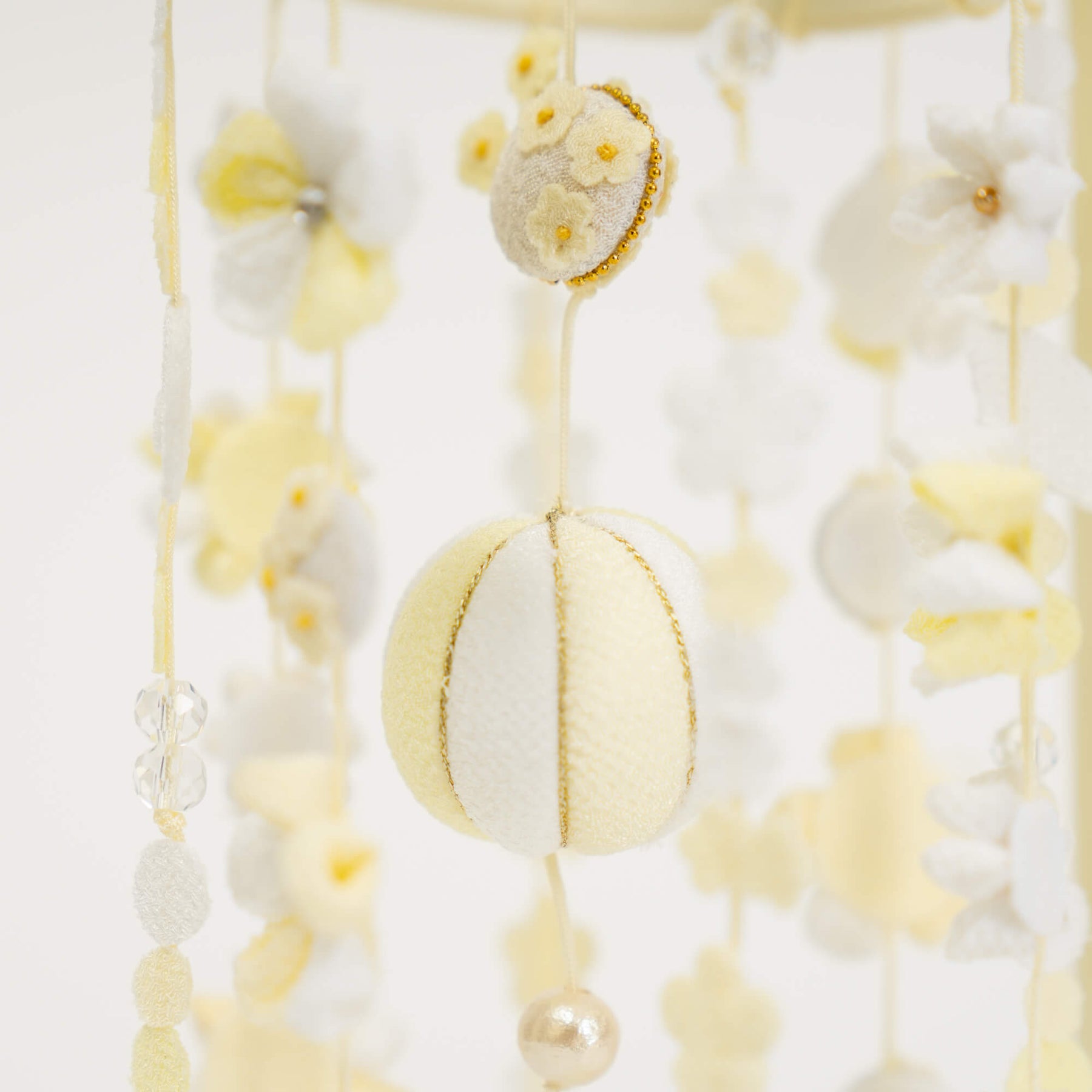 つるし雛 しずく(W) 24cm