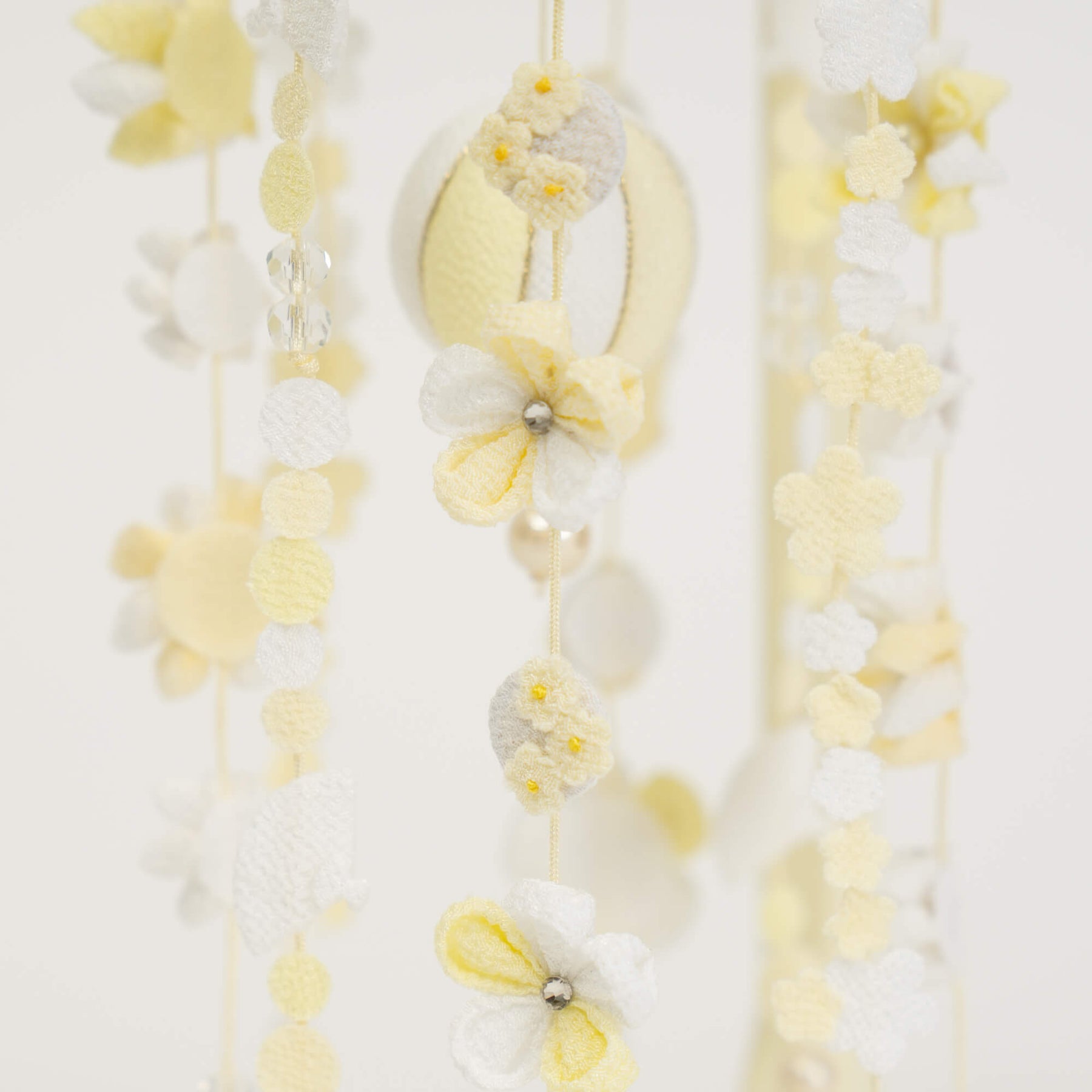 つるし雛 しずく(W) 24cm