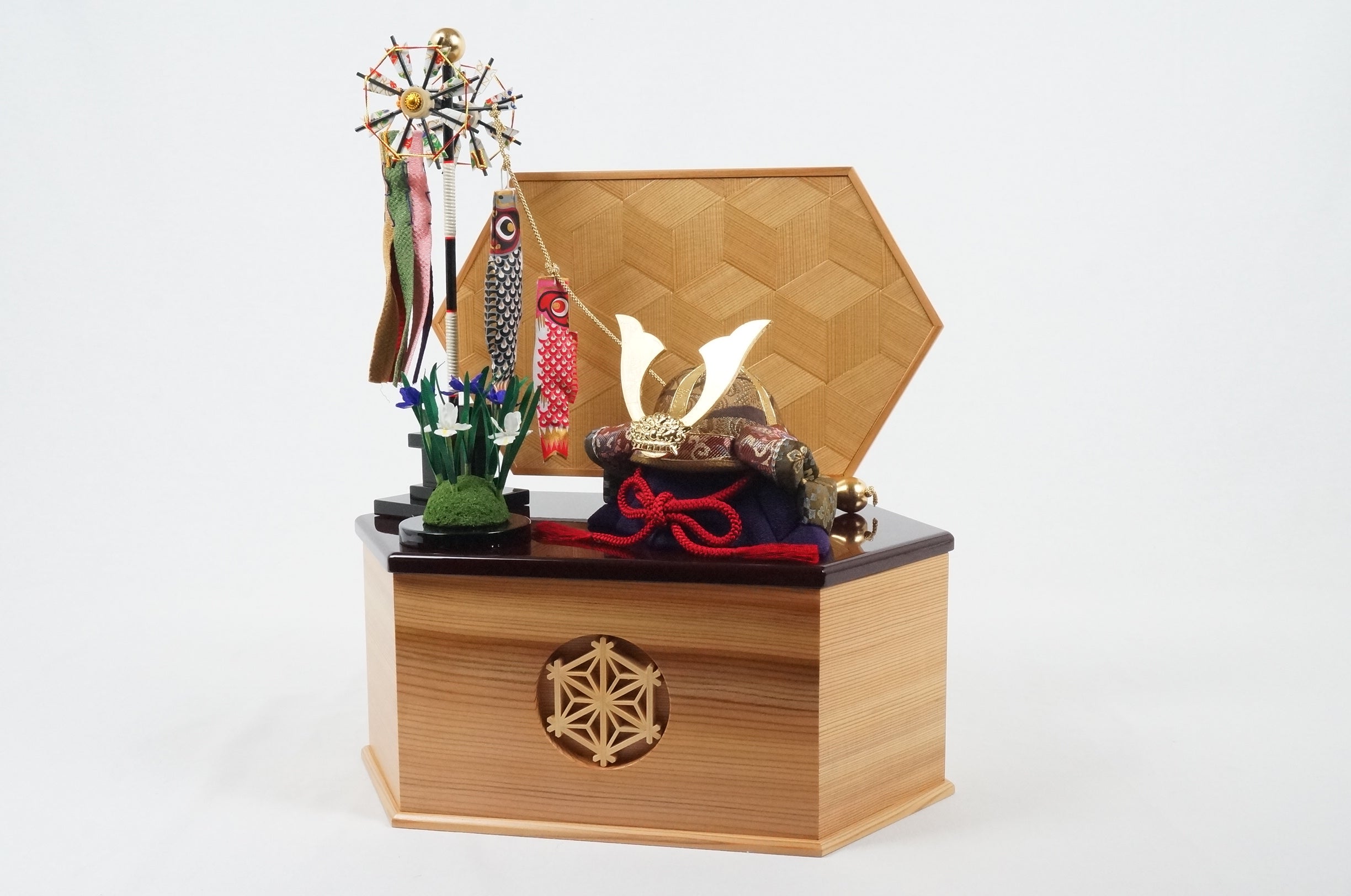 五月人形 宝輝(L) 木目込み兜飾り 柿沼東光