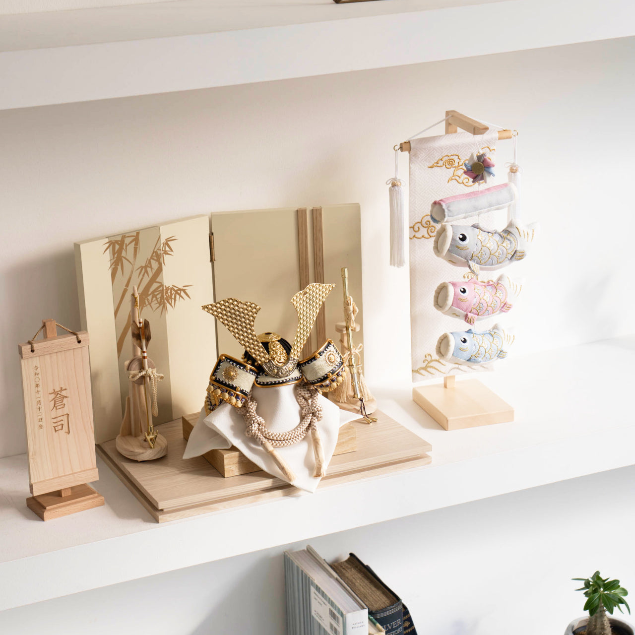 【新作】五月人形　ベージュ松葉中鍬