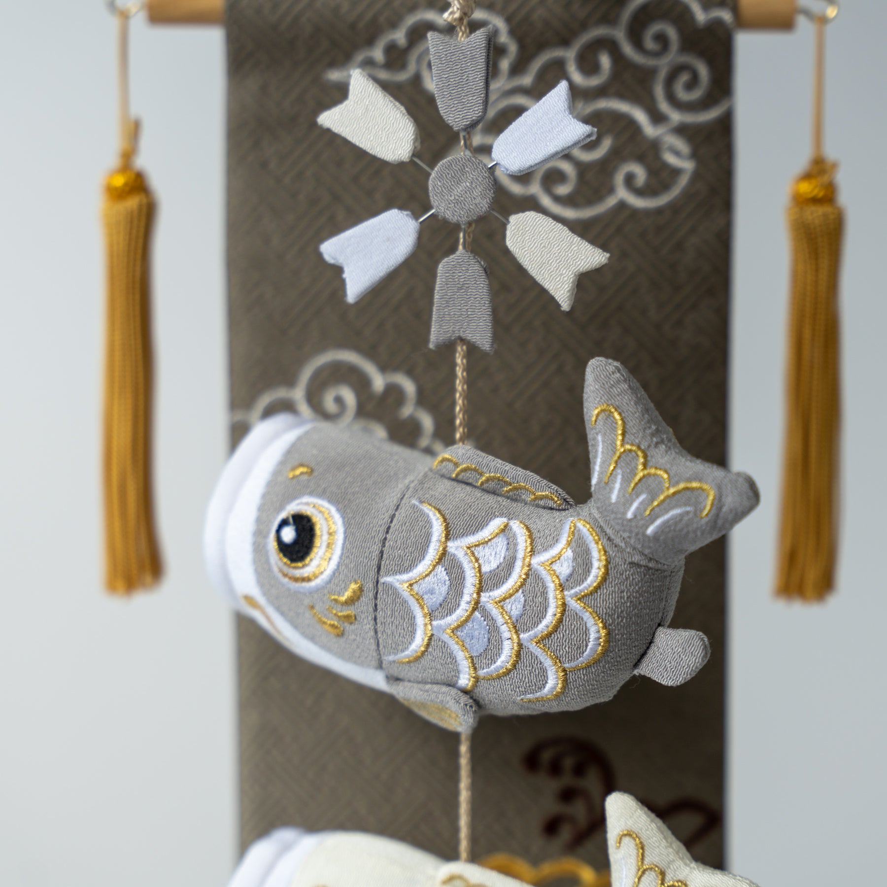 夢鯉 風 モスグレイ 48cm