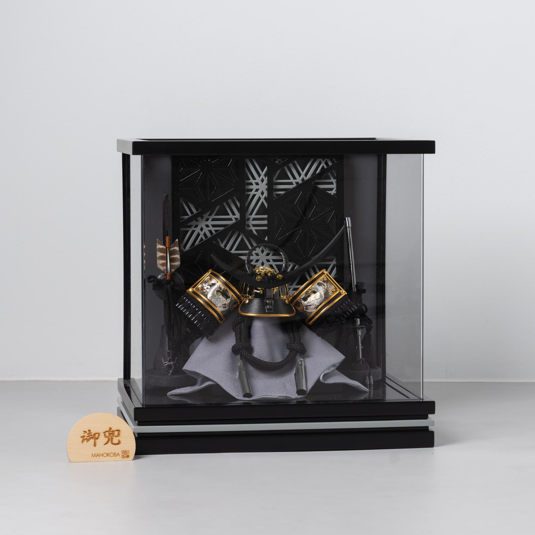 五月人形 千景 兜ケース 黒グレー 清秀作