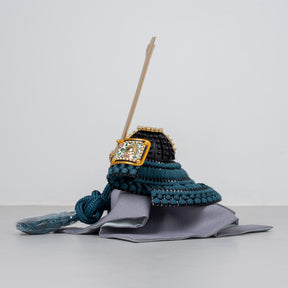 五月人形 千景 兜ケース グレー青 清秀作