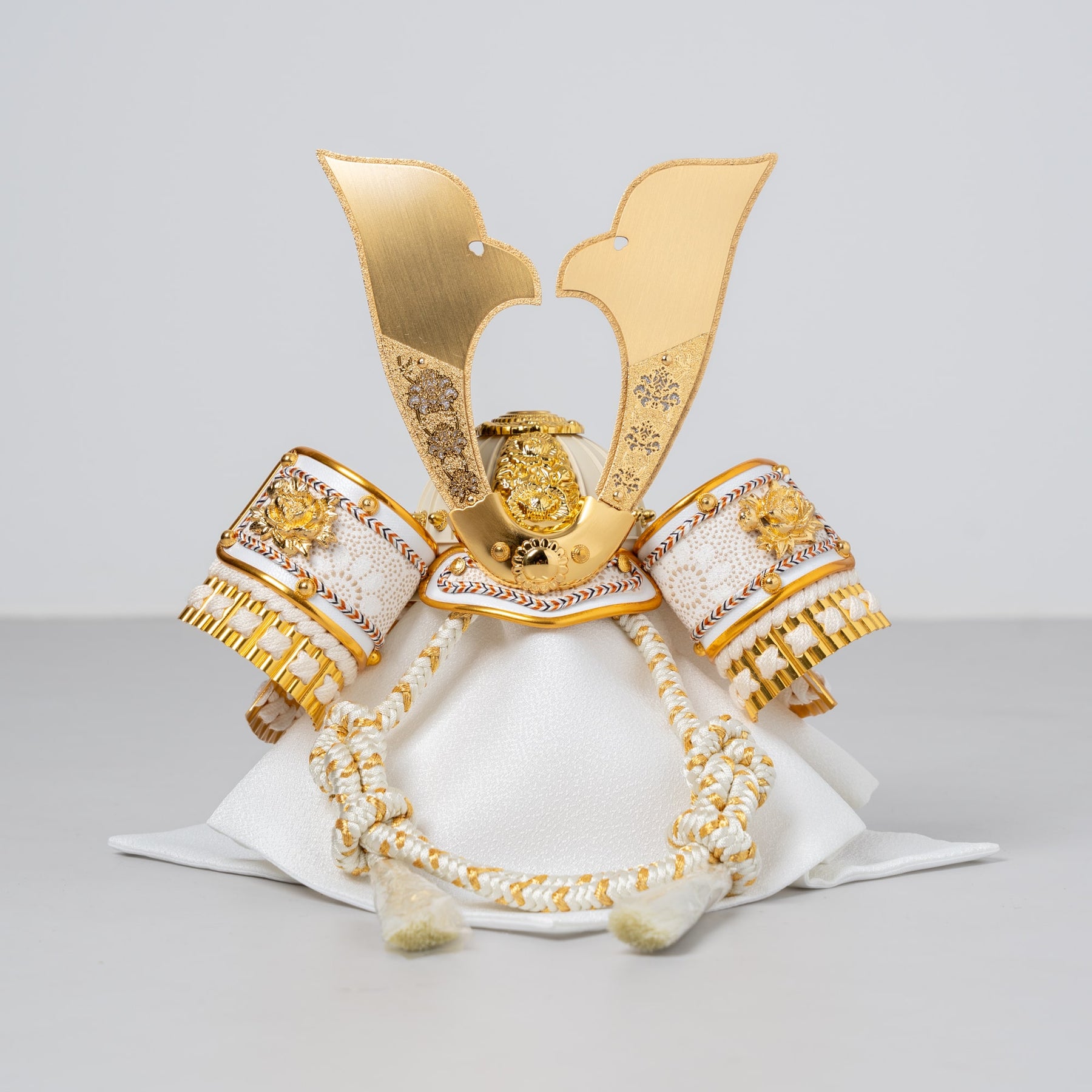 五月人形 千景 兜ケース 白木ベージュ 清秀作