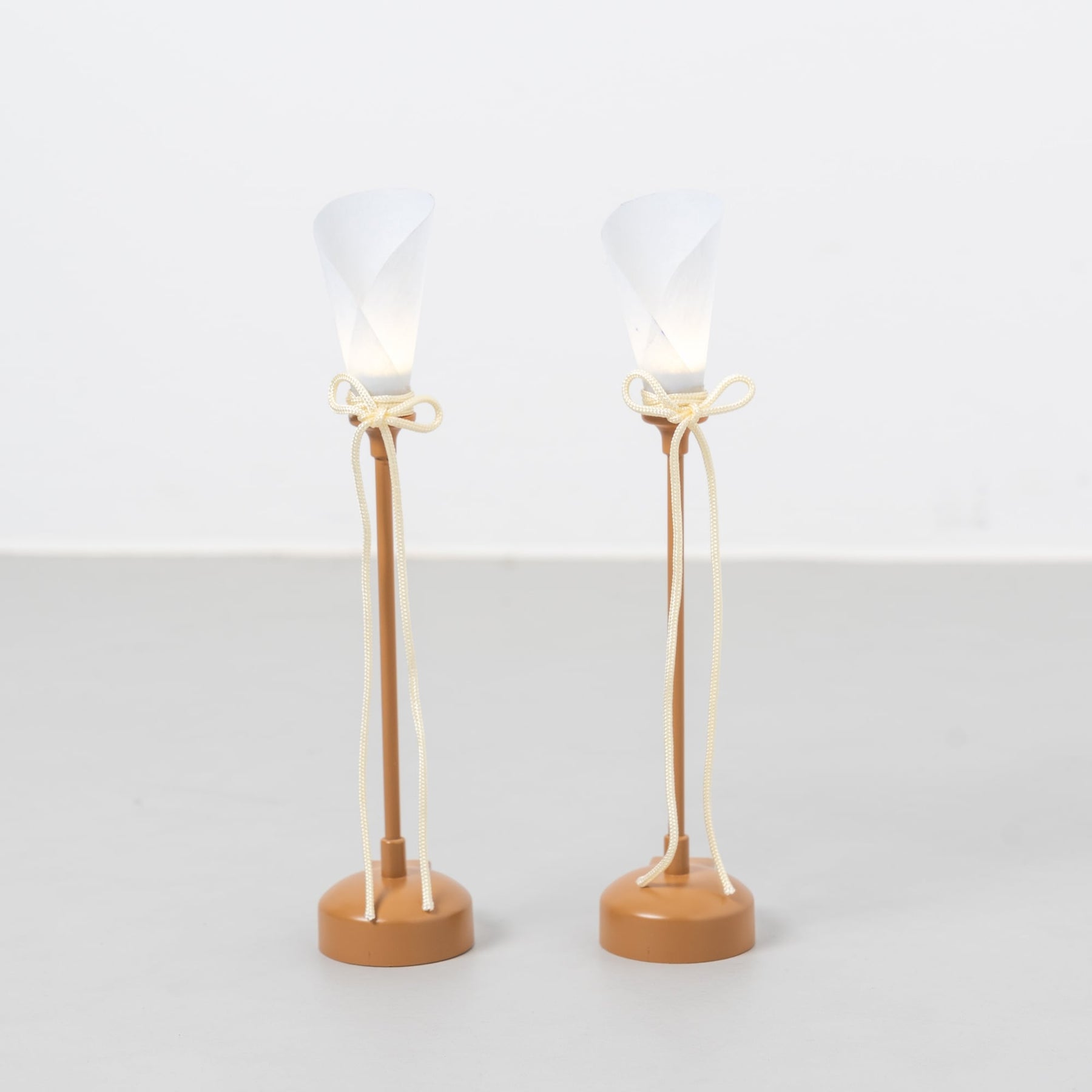 雛人形 和彩 人形ケース 白木 吉徳大光 正絹花菱黒箔