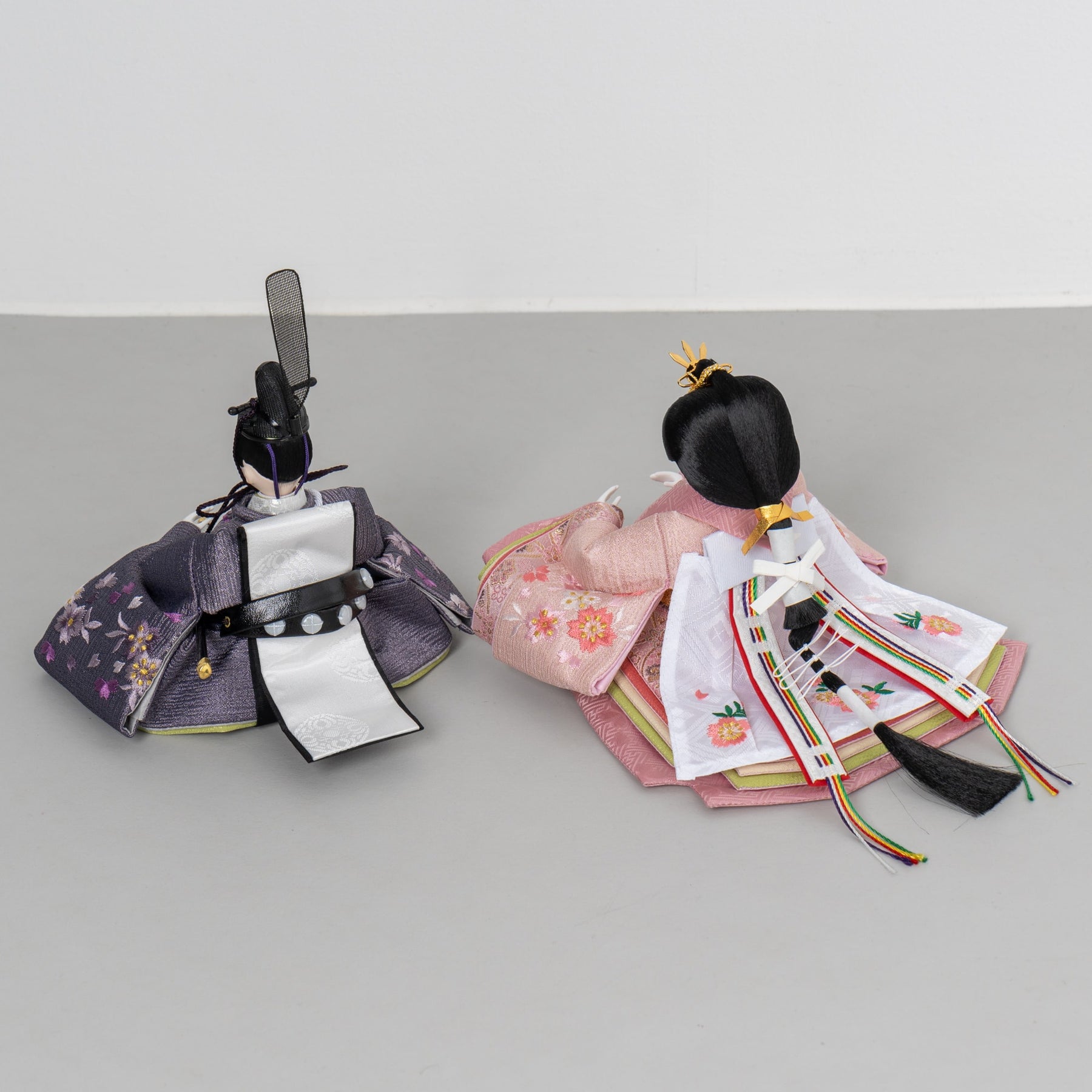 雛人形 和彩 人形ケース 白木 吉藤 紫ピンク刺繍