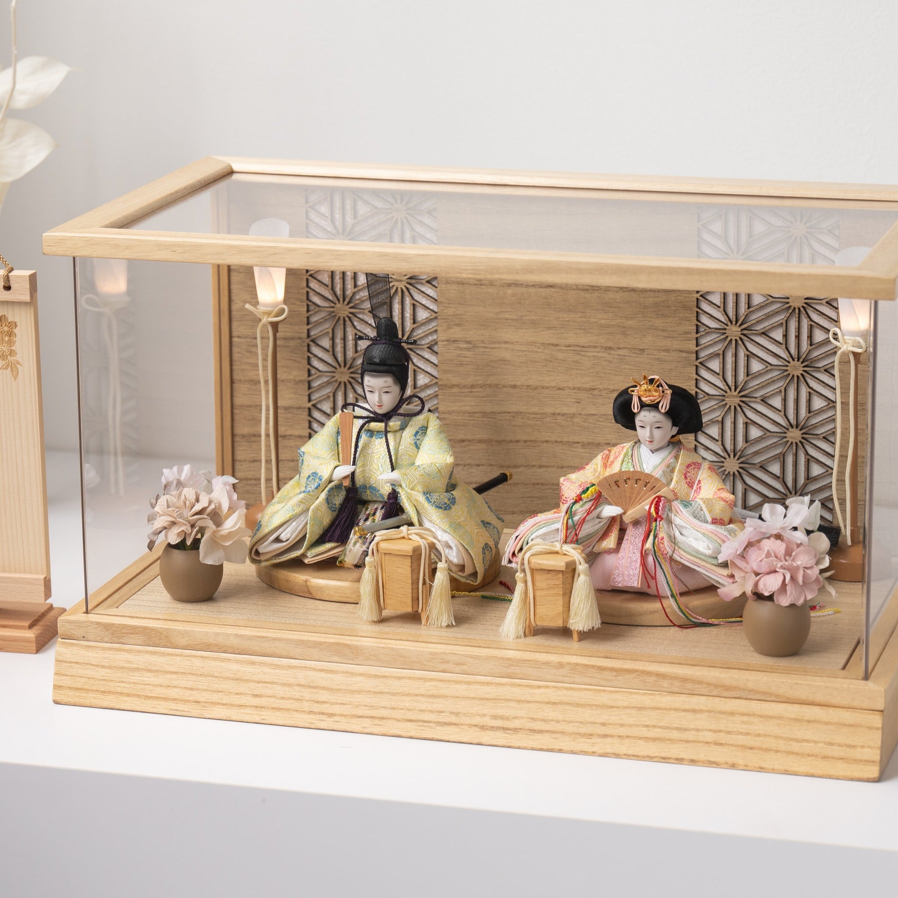 雛人形 和彩 人形ケース 白木 吉藤 黄ピンク