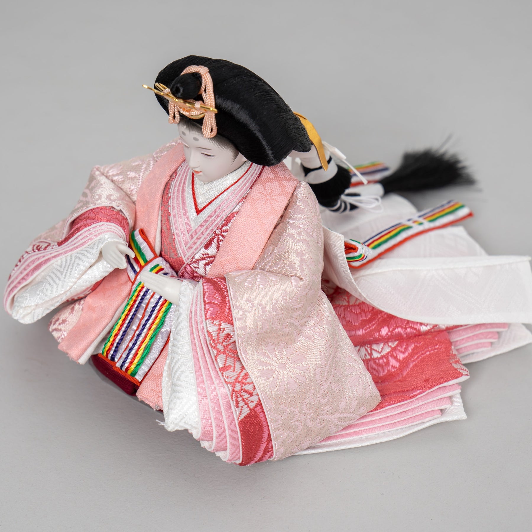 雛人形 貴和 人形ケース ベージュ 吉徳大光 正絹菊紋