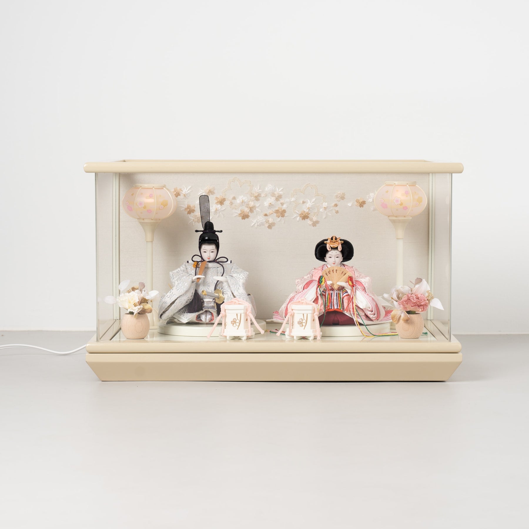 雛人形 貴和 人形ケース ベージュ 吉徳大光 正絹菊紋