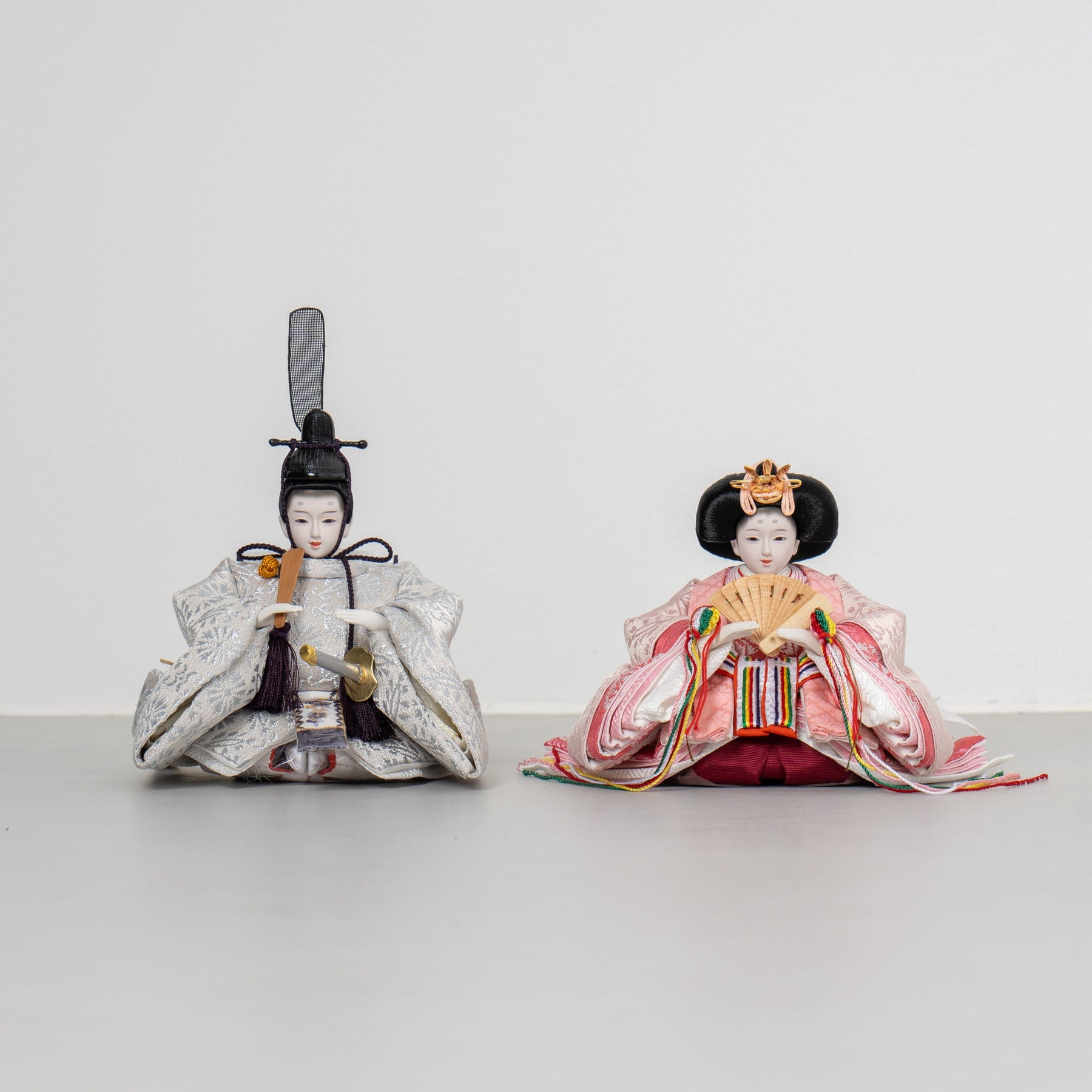 雛人形 貴和 人形ケース ベージュ 吉徳大光 正絹菊紋