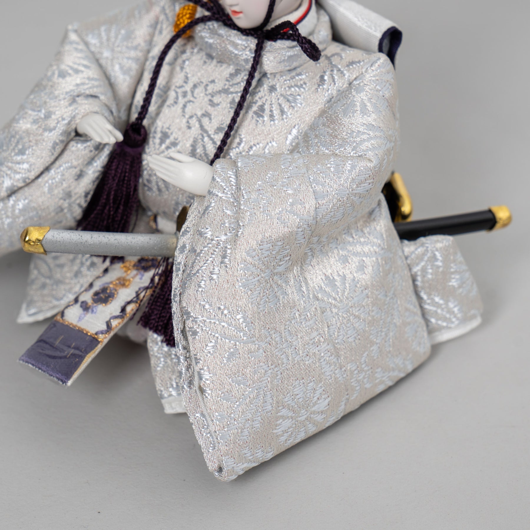 雛人形 貴和 人形ケース ベージュ 吉徳大光 正絹菊紋