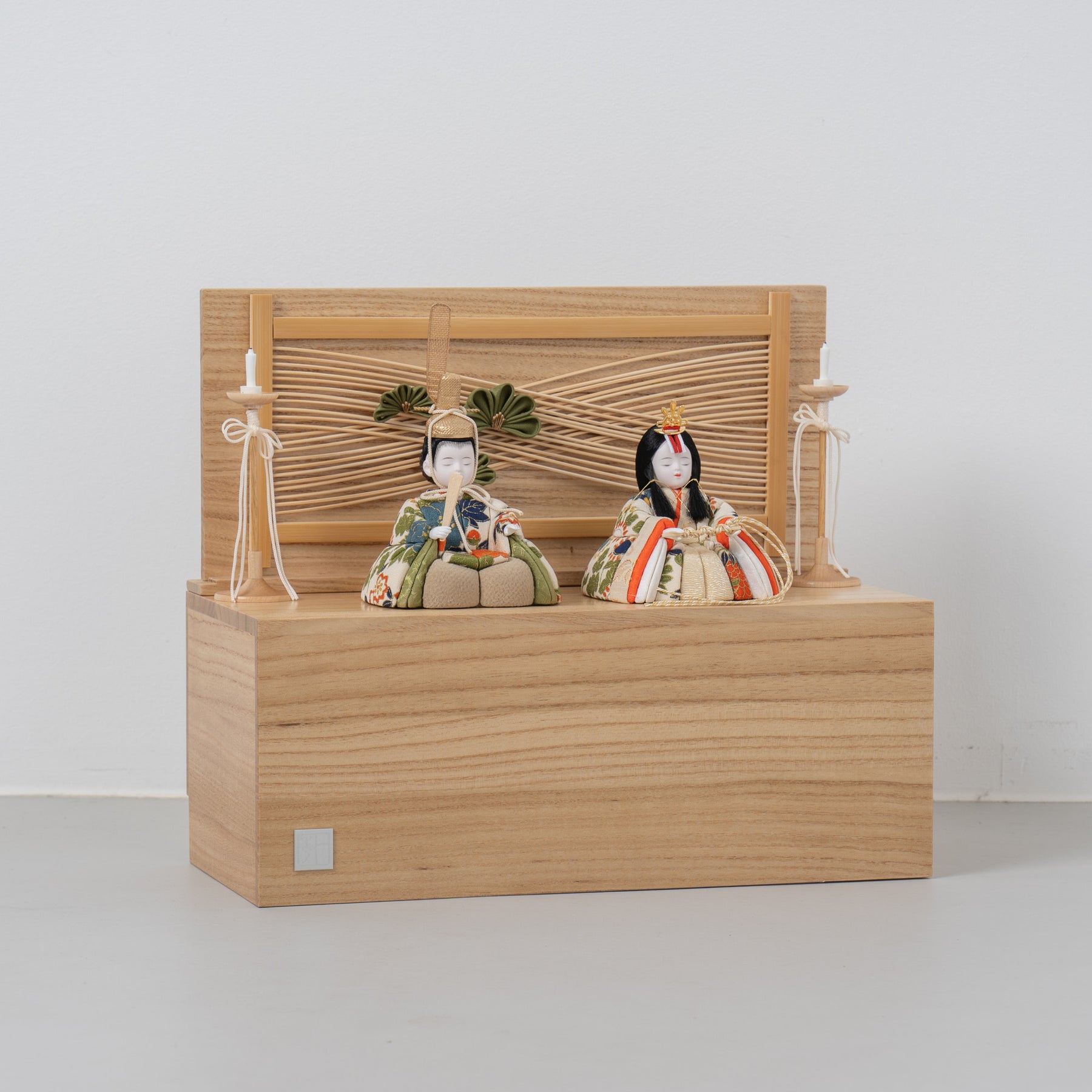 こひな収納飾り 竹千筋細工松つまみ 一秀