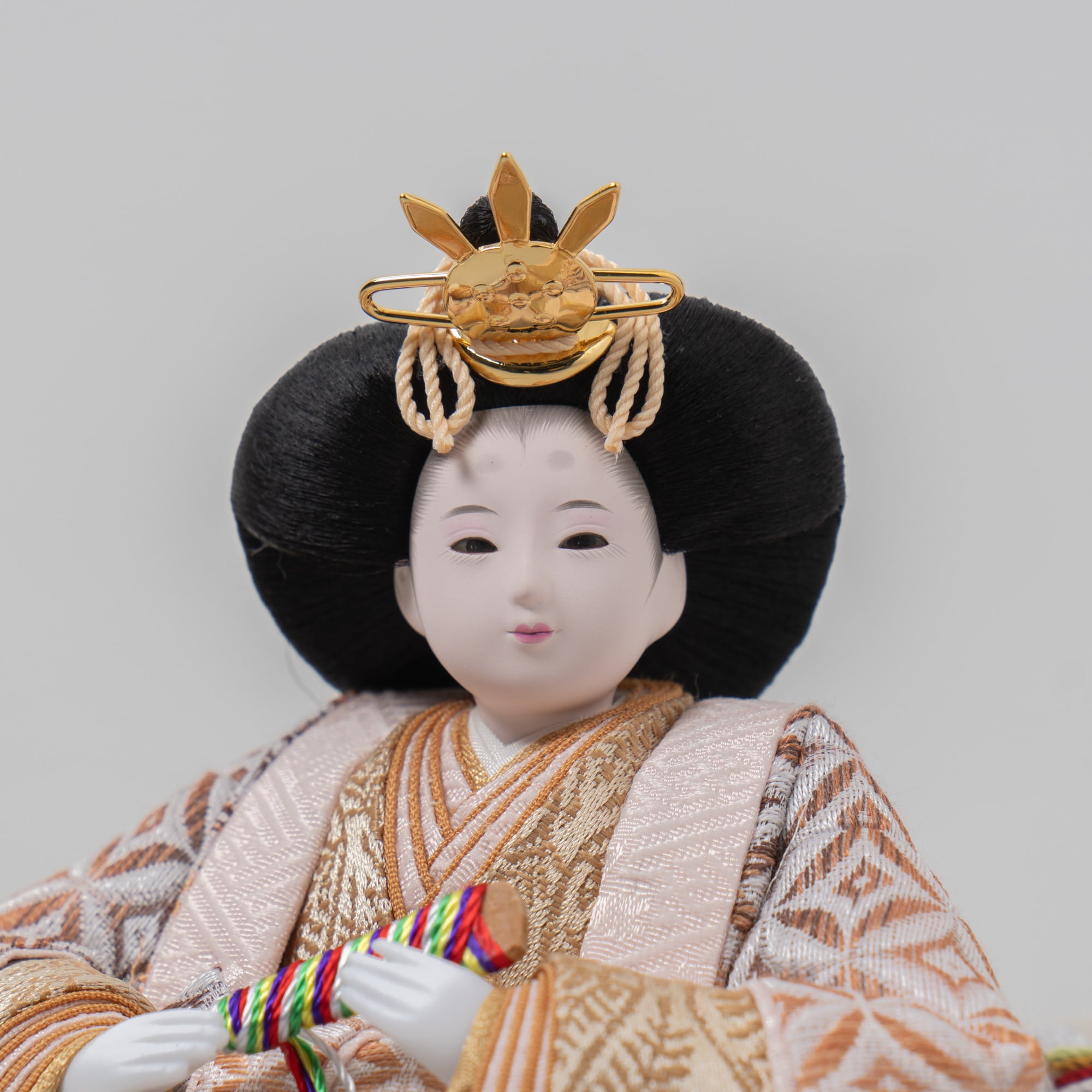 雛人形 紫苑平飾り ベージュ 柴田家千代 2542H
