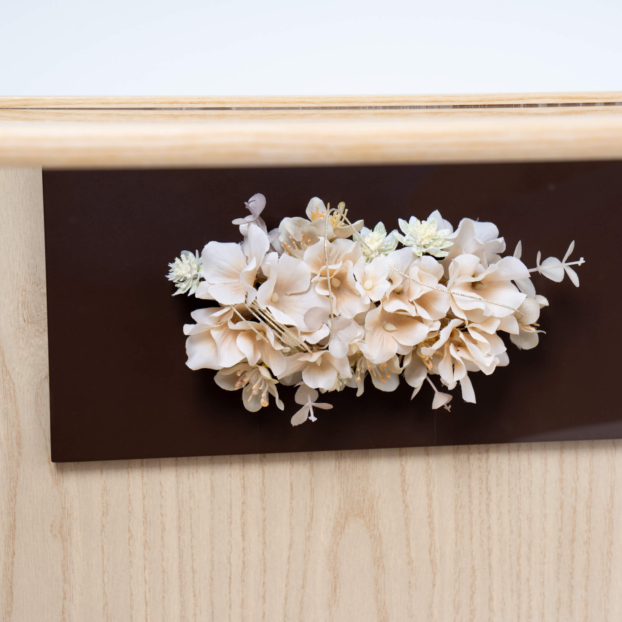 雛人形 花詩 人形ケース 吉徳大光 薄緑ピンク刺繍