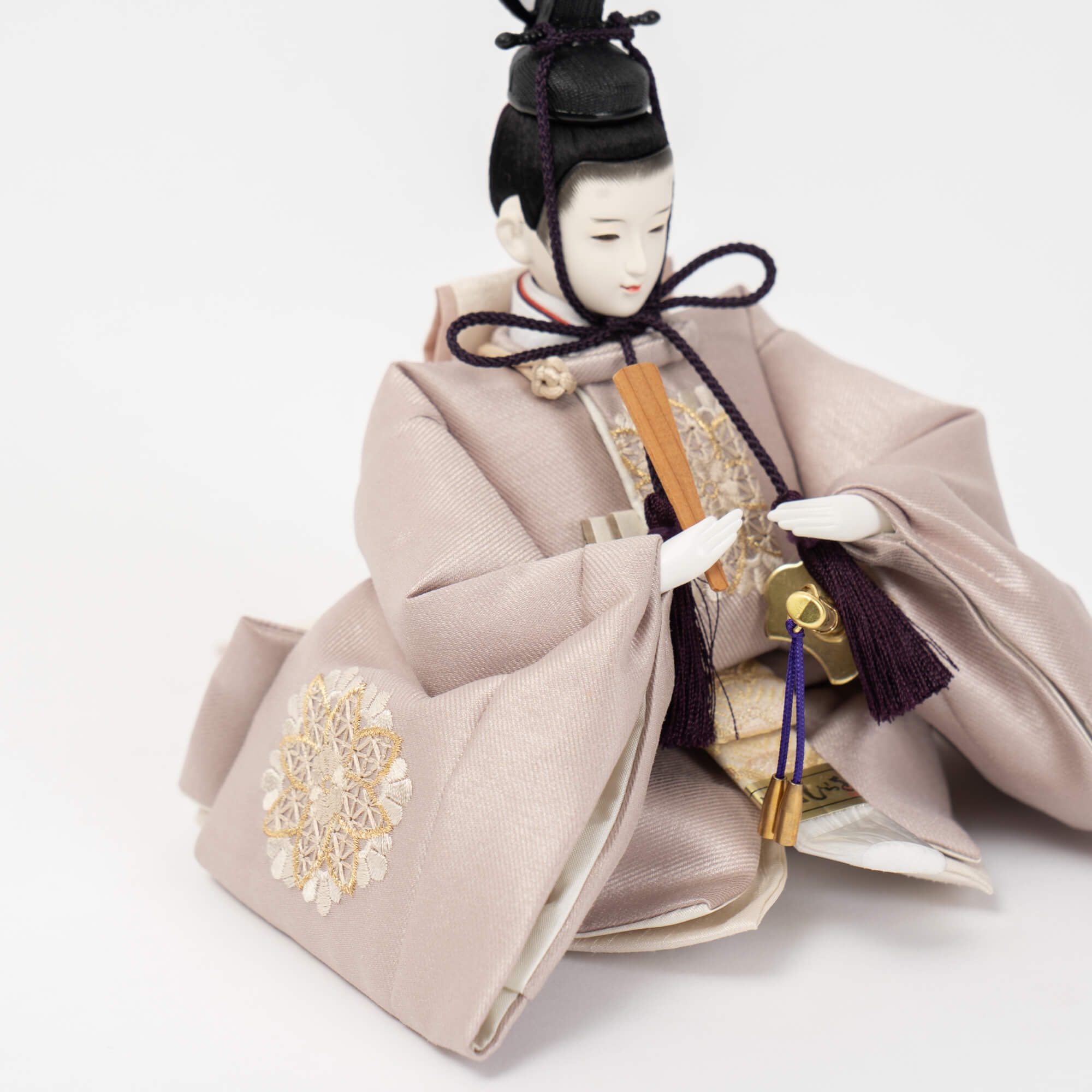 雛人形 凪彩平飾り ナチュラル ライトグレー刺繍 平安道翠