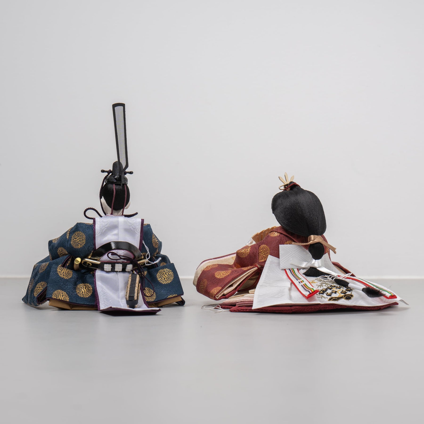 雛人形 凪彩平飾り グレー 平安道翠 正絹有職文様