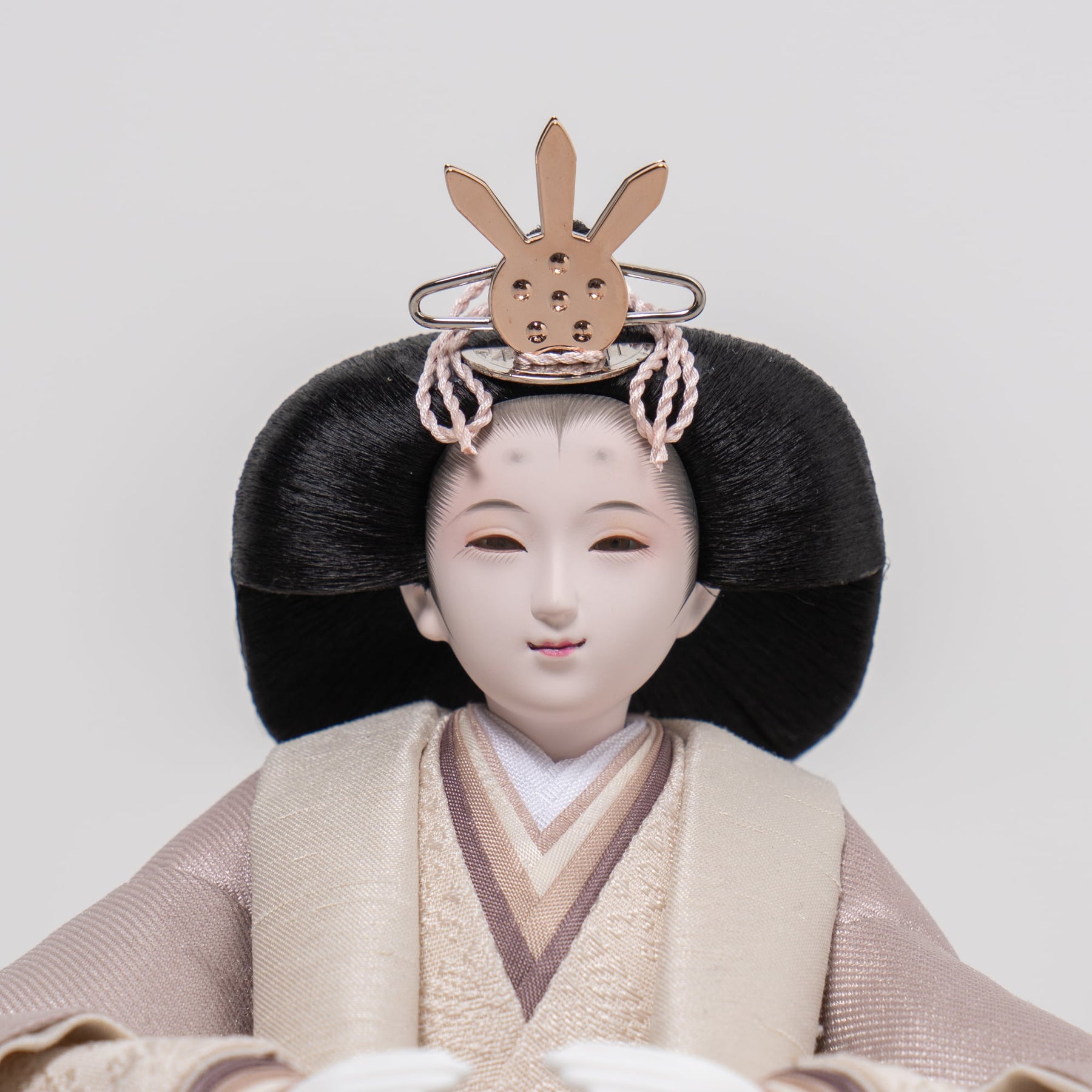 雛人形 凪彩平飾り ナチュラル 平安道翠 ブラウン鶴花刺繍