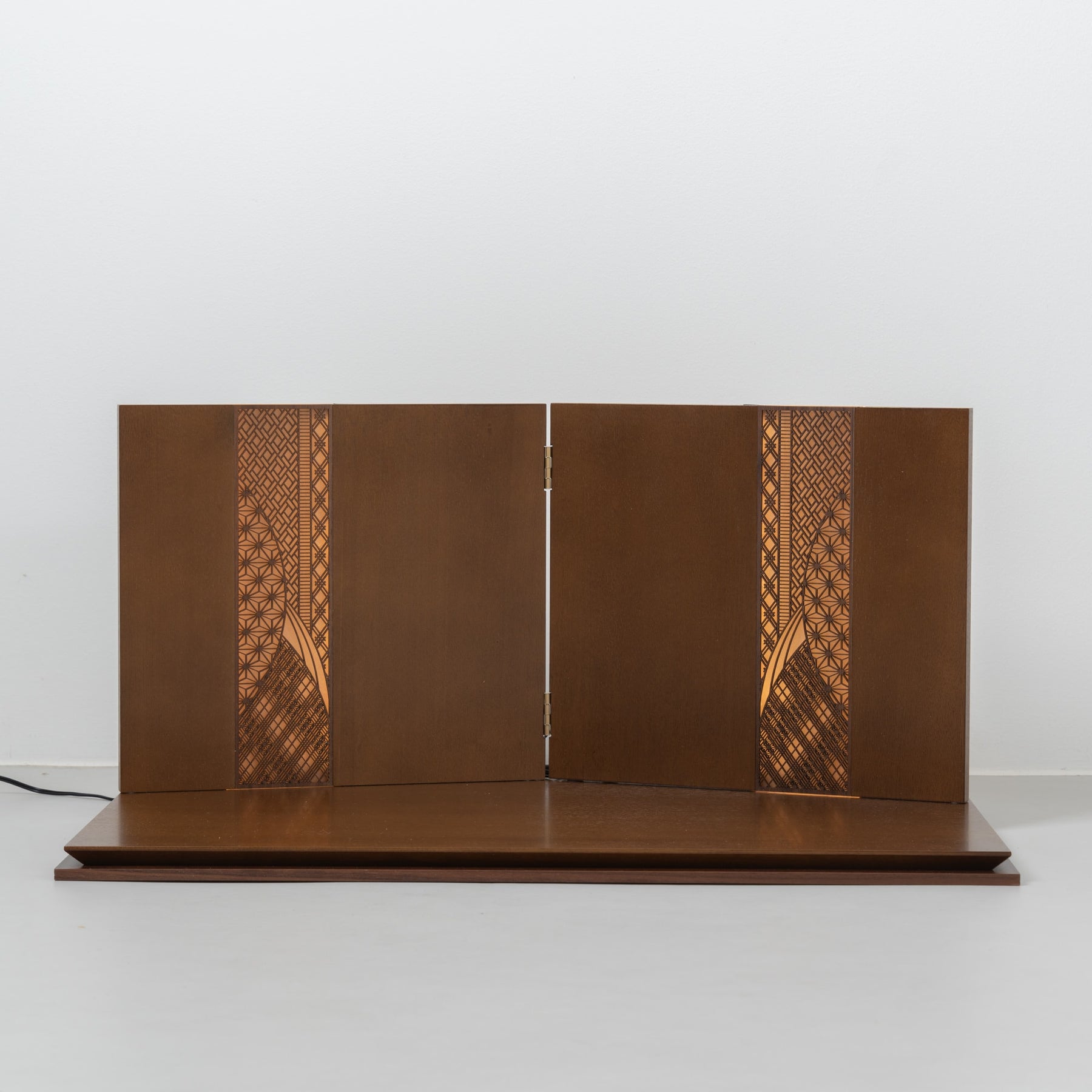 雛人形 煌彩平飾り ブラウン 平安道翠 ブラウン鶴花刺繍