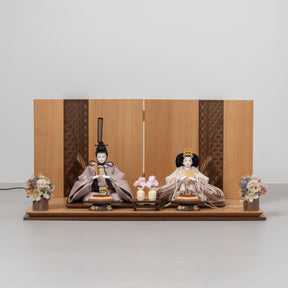 雛人形 煌彩平飾り ナチュラル ライトグレー刺繍 平安道翠