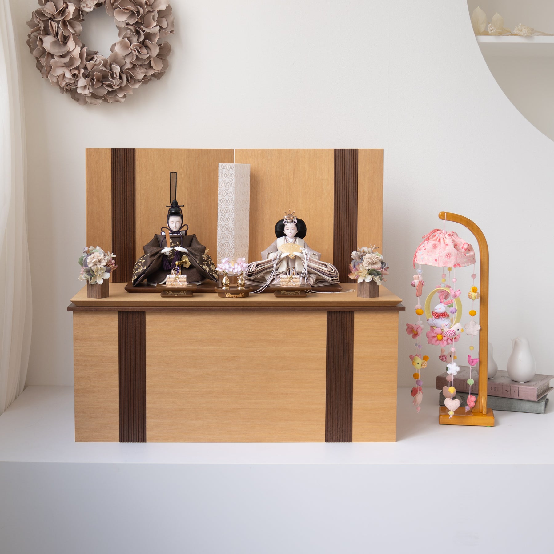 雛人形 凪彩収納飾り ナチュラル 平安道翠 ブラウン鶴花刺繍