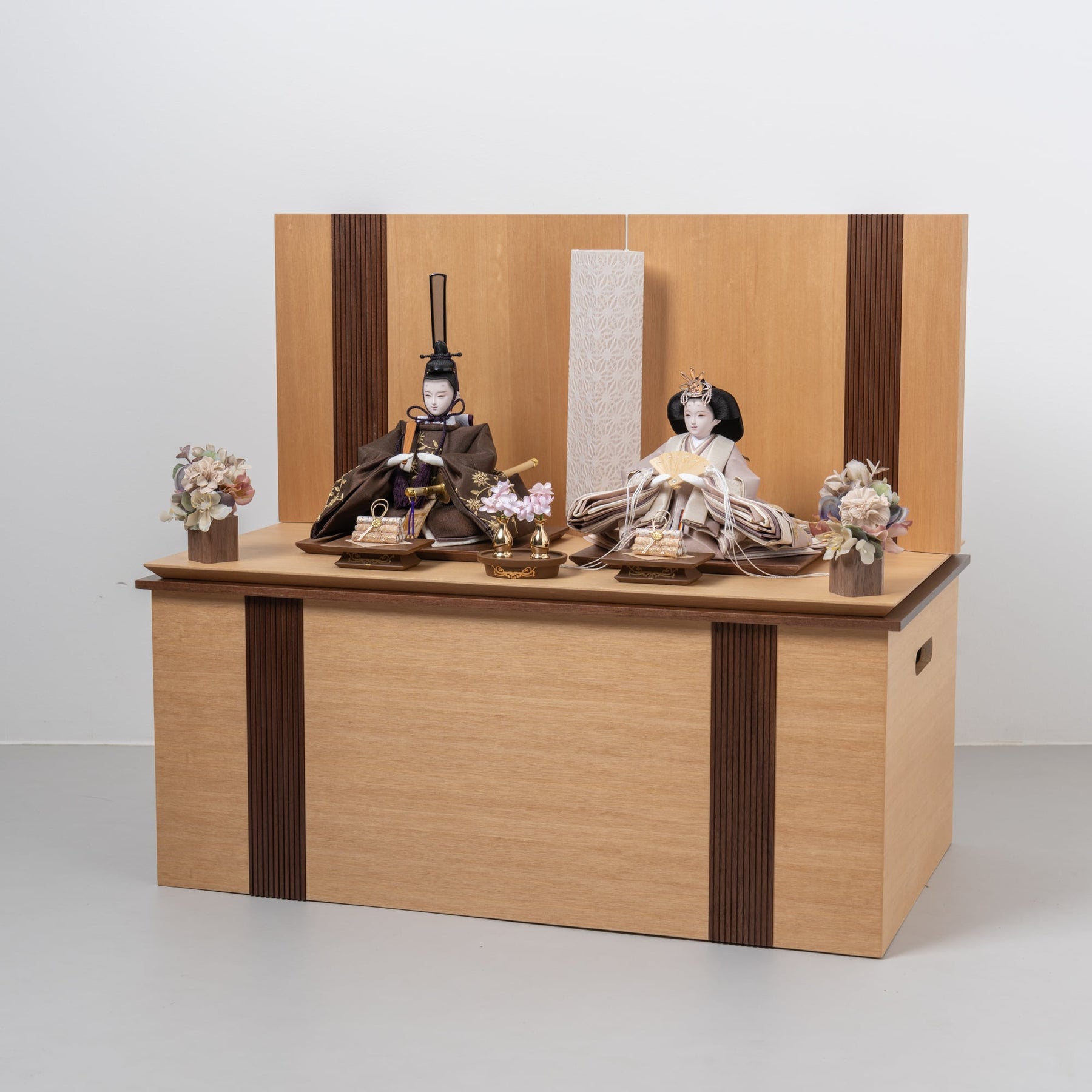 雛人形 凪彩収納飾り ナチュラル 平安道翠 ブラウン鶴花刺繍