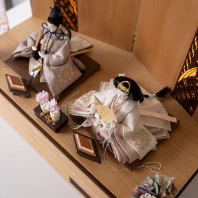 雛人形 煌彩収納飾り ナチュラル ライトグレー刺繍 平安道翠