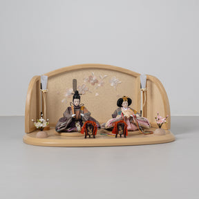 雛人形 ひなも平飾り 白木 吉藤 雲立湧花菱紋