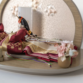 雛人形 絢音平飾り グレー 柴田家千代 エンジ蔦柄