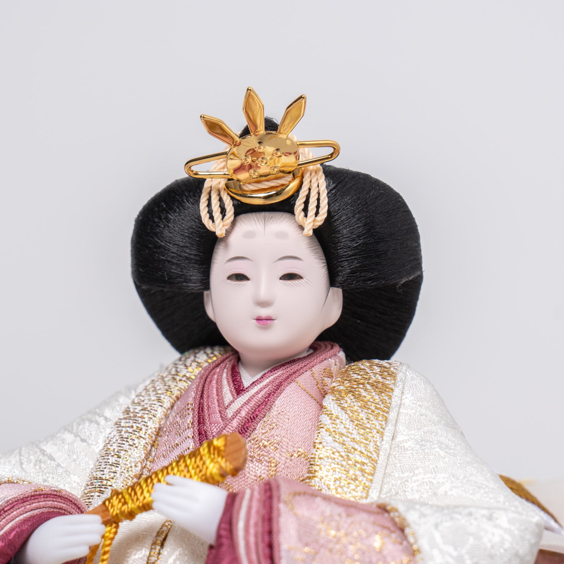 雛人形 絢音平飾り アイボリー 柴田家千代 紺白蔦柄