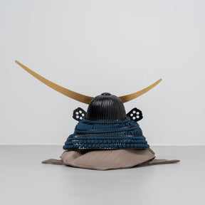 五月人形 玄志 兜飾り 鉄紺 7号伊達政宗 雄山作