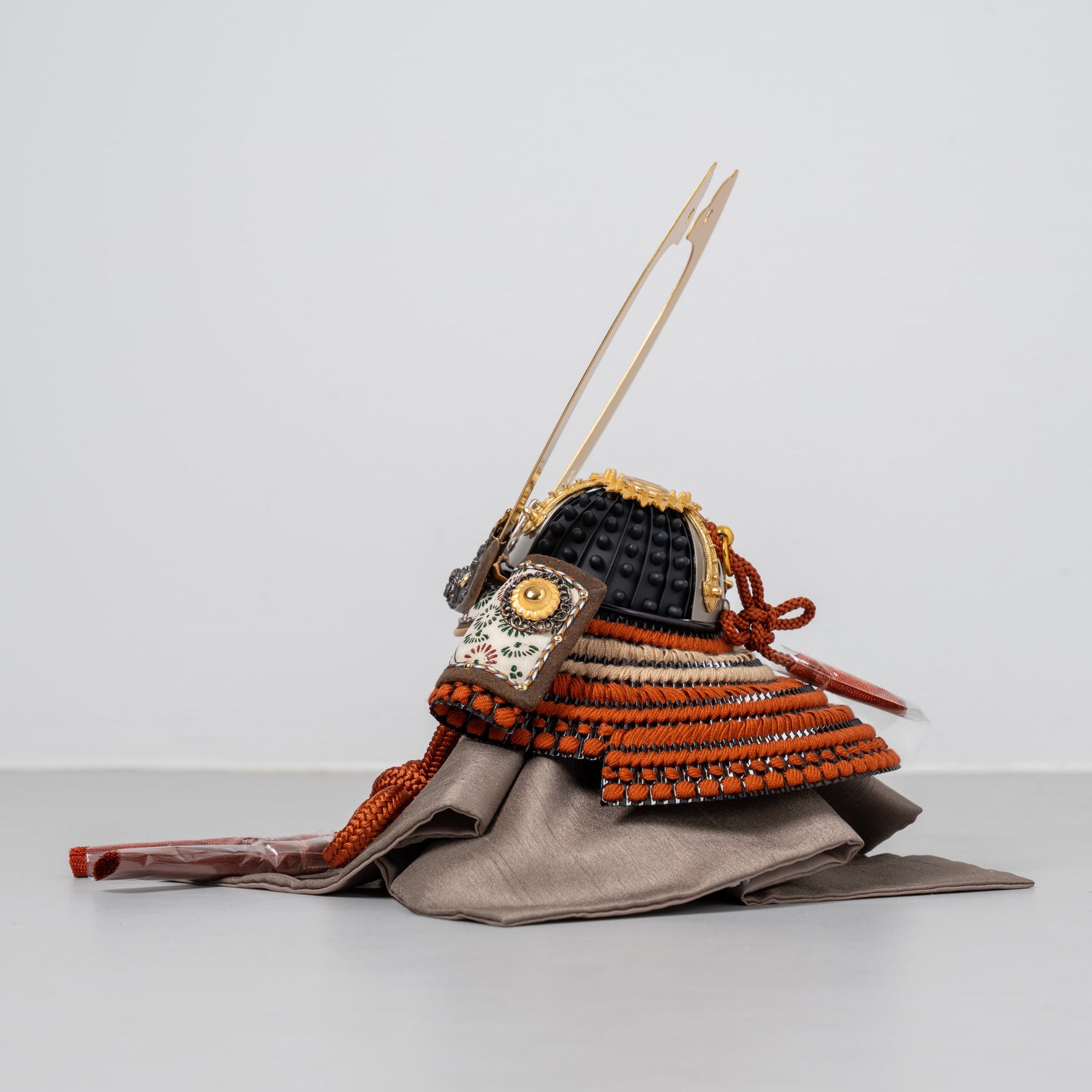 五月人形 玄志 兜収納 緋色 1/5 暁 真朱糸縅