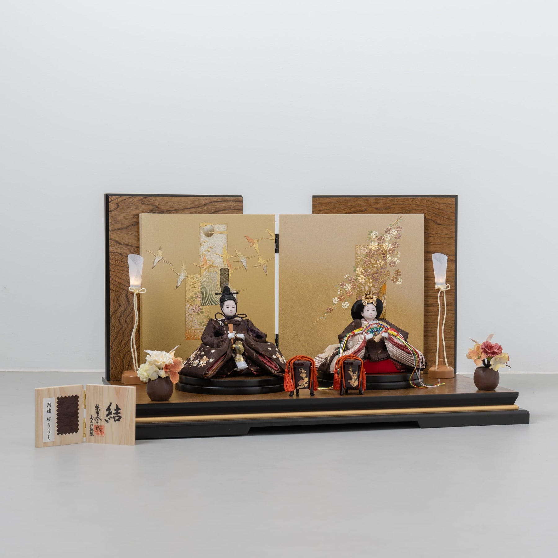 雛人形 わかば平飾り 木目茶 柴田家千代82I