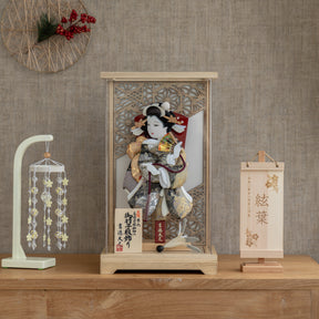 羽子板ケース 華音 白木 8号 帯地 吉徳大光