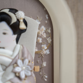 羽子板ケース ロマネ ベージュ 8号 蔦刺繍